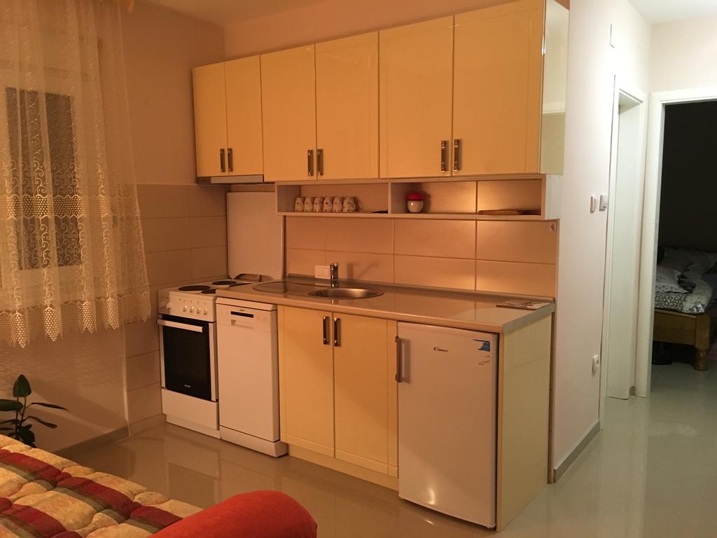 Apartment Vistanova Vrdnik Extérieur photo